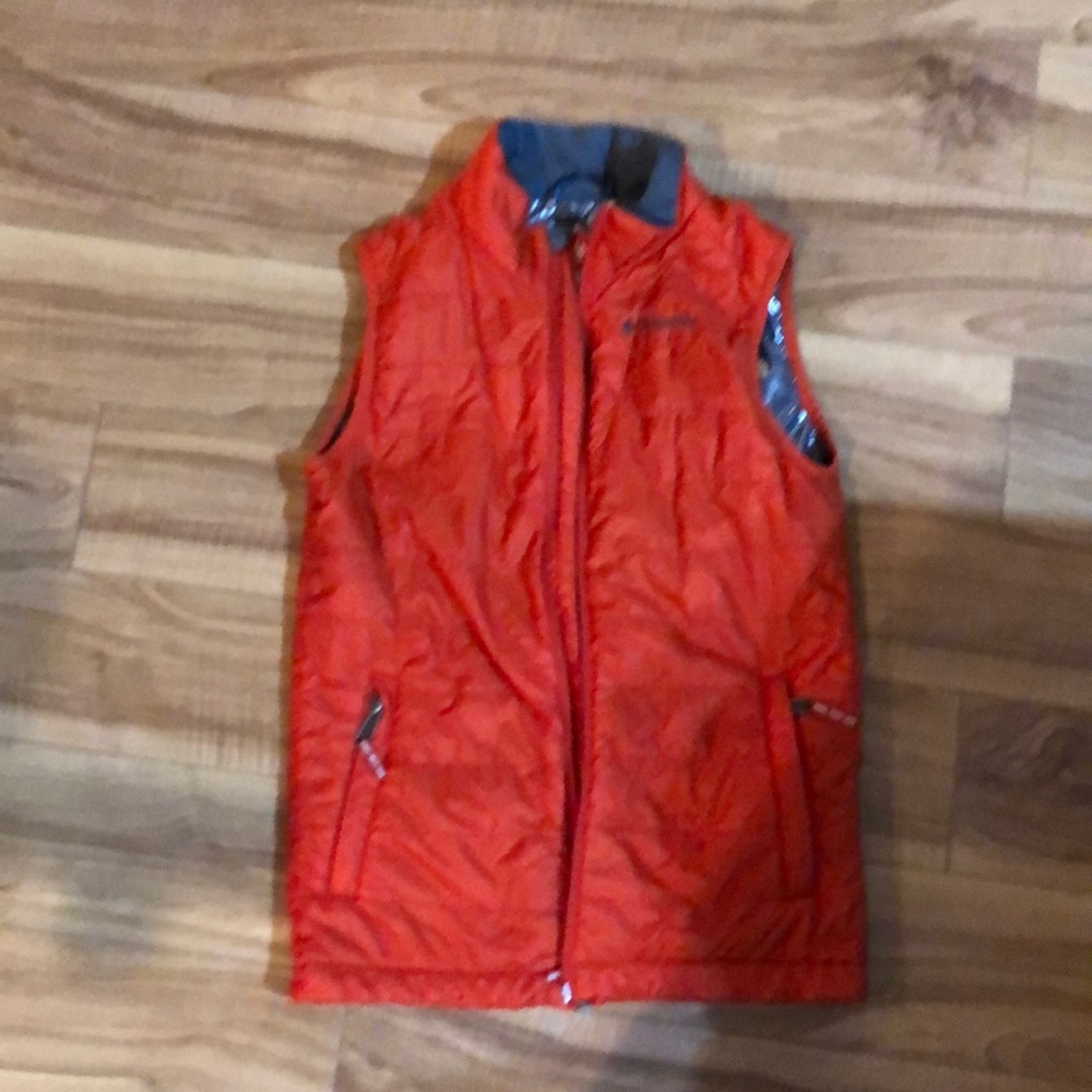 Columbia boys Omni heat vest medium EUC
